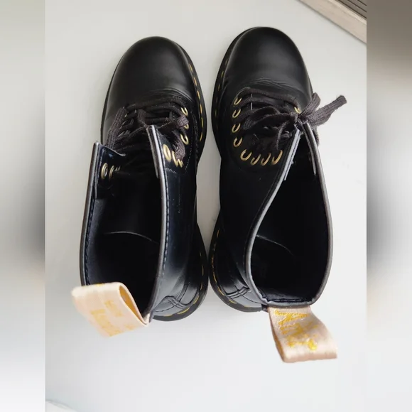 Dr Martens Vegan Felix Lace-up Boots Black M-7 L-8 Unisex - Picture 7 of 13